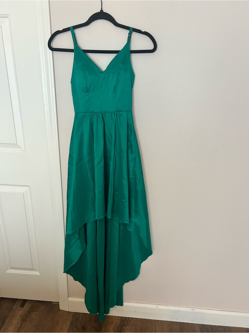 Betsy and Adam Emerald Green V-Neck High Low Dress - Size 4 (Fits XS)